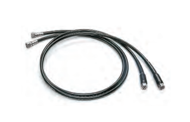 TWO FLEXIBLE HOSES 8FT