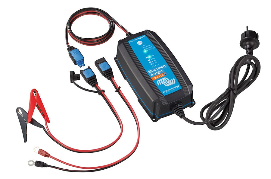 BLUE SMART IP65 CHARGER 12/15 + DC