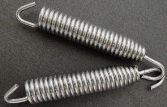 STAINLESS STEEL EXHAUST SPRING 67MM