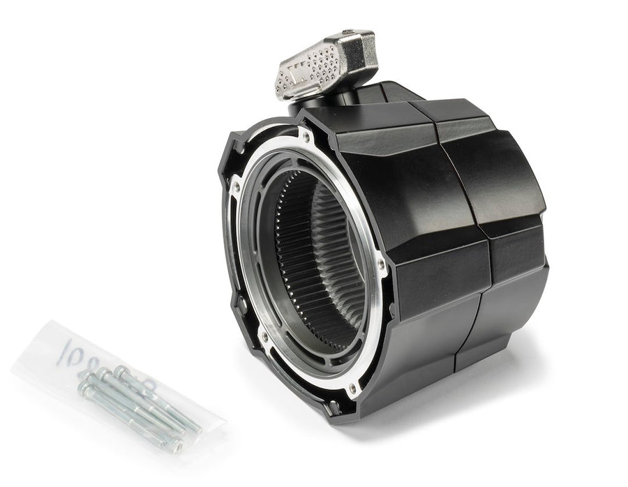TRANSMISSION HOUSING