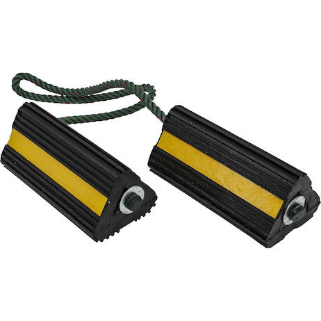 WHEEL CHOCK  W/ROPE PR 4X4X8