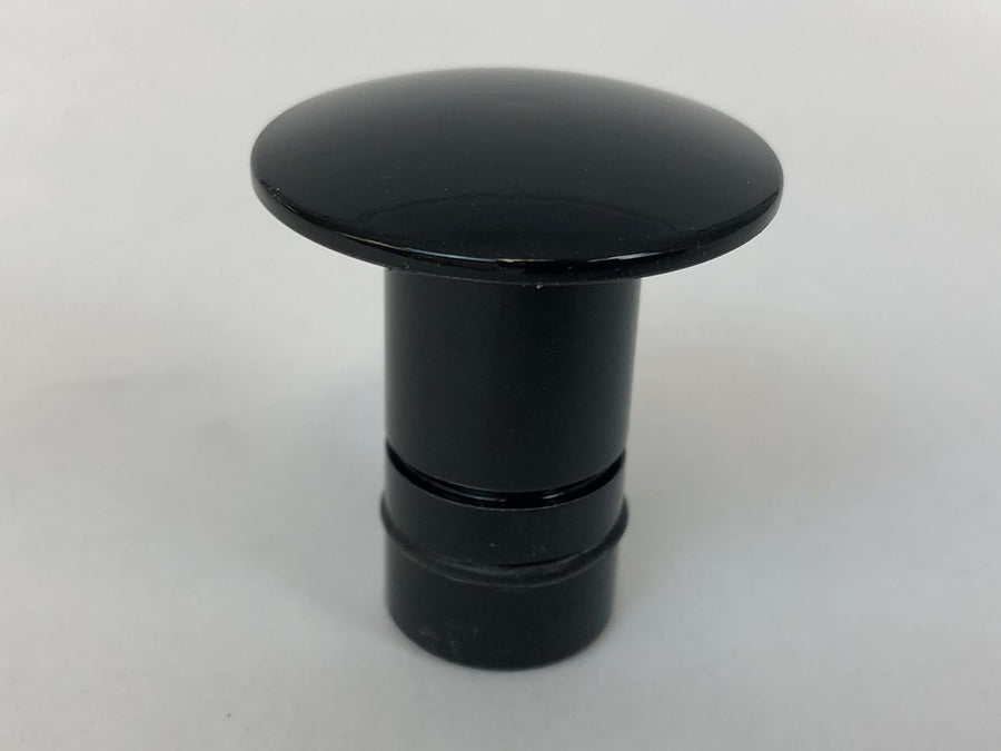 SEAT PLUG 0.75' HOLE -BLACK