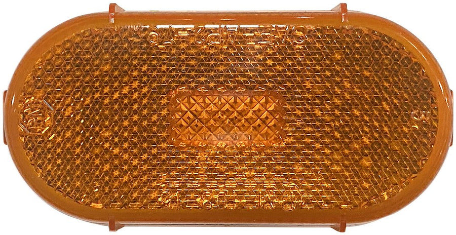OVAL CLEARANCE LIGHT AMBE