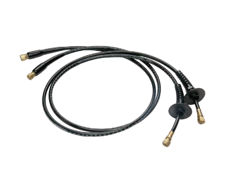 TWO HOSES W/BULKHEAD FITT 20FT